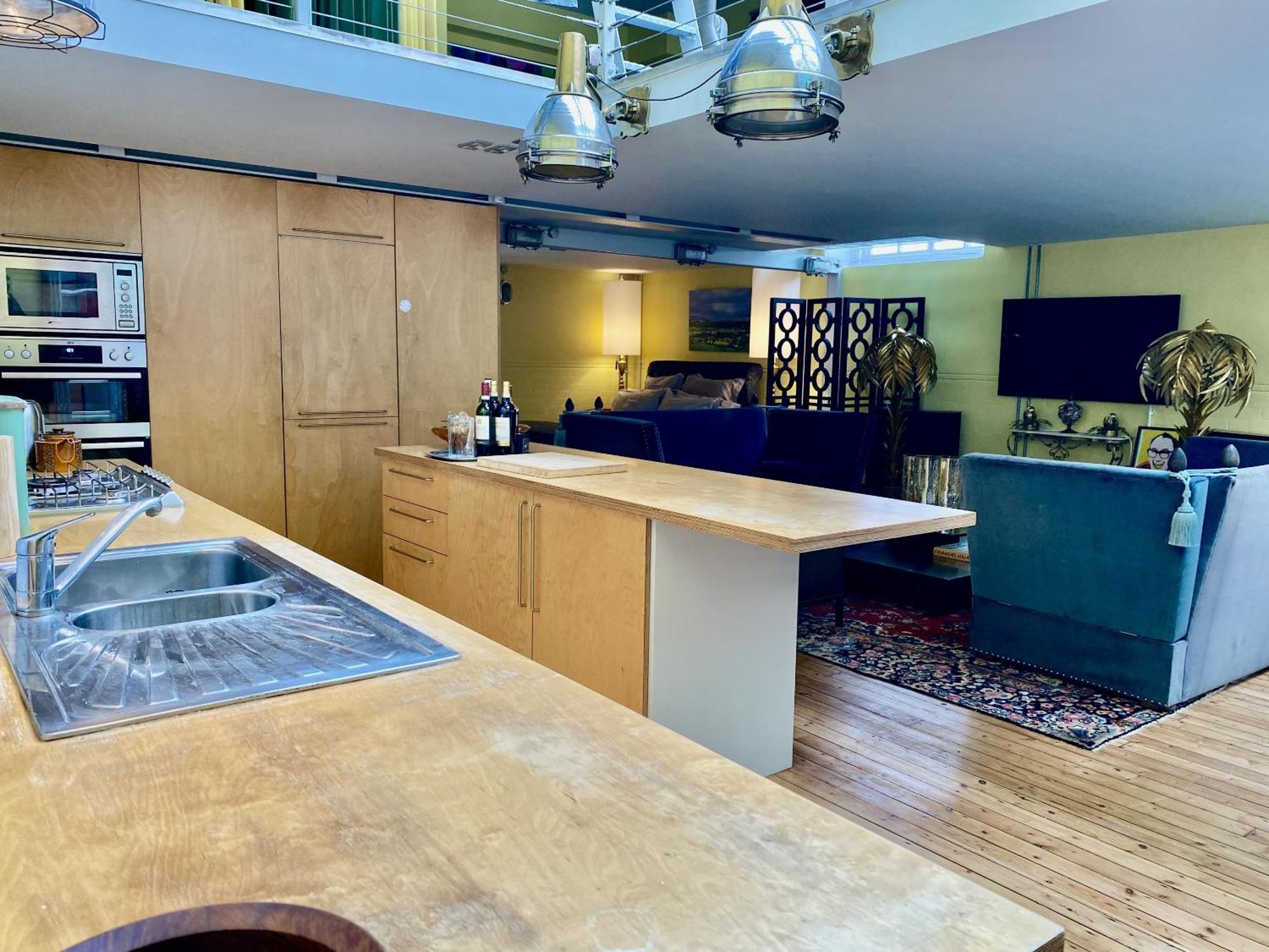 Lofts On The Park Apartment *